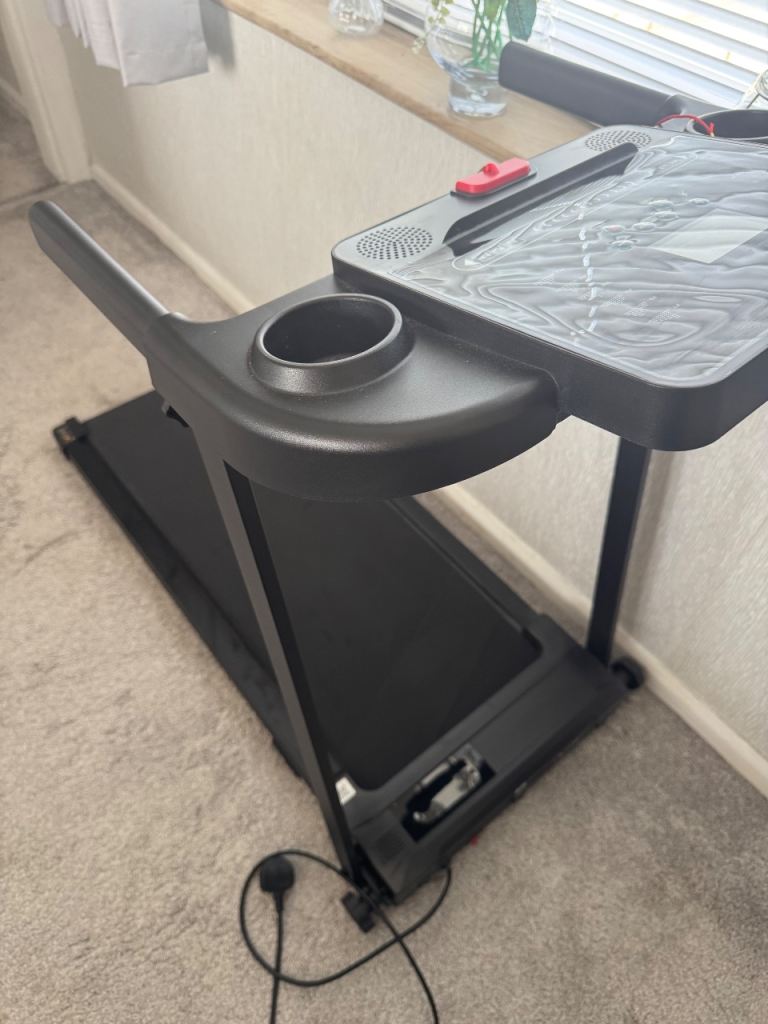 Treadmill foldable 