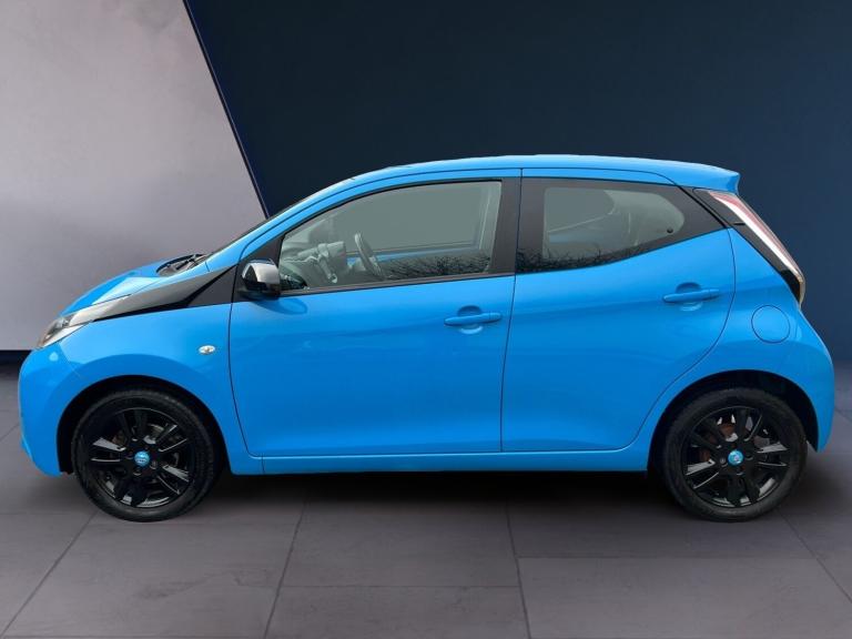 2015 Toyota AYGO 1.0 VVT-i X-Cite 2 5dr HATCHBACK Petrol Manual