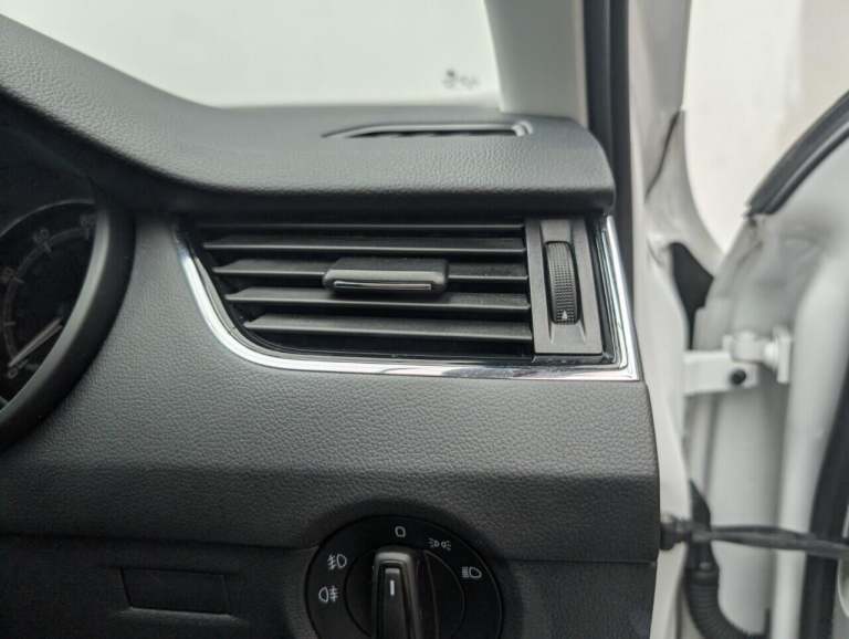 2019 Skoda Octavia 1.6 TDI SE Estate 5dr Diesel Manual Euro 6 (s/s) (115 ps) - CRUISE, AIR CON ES...