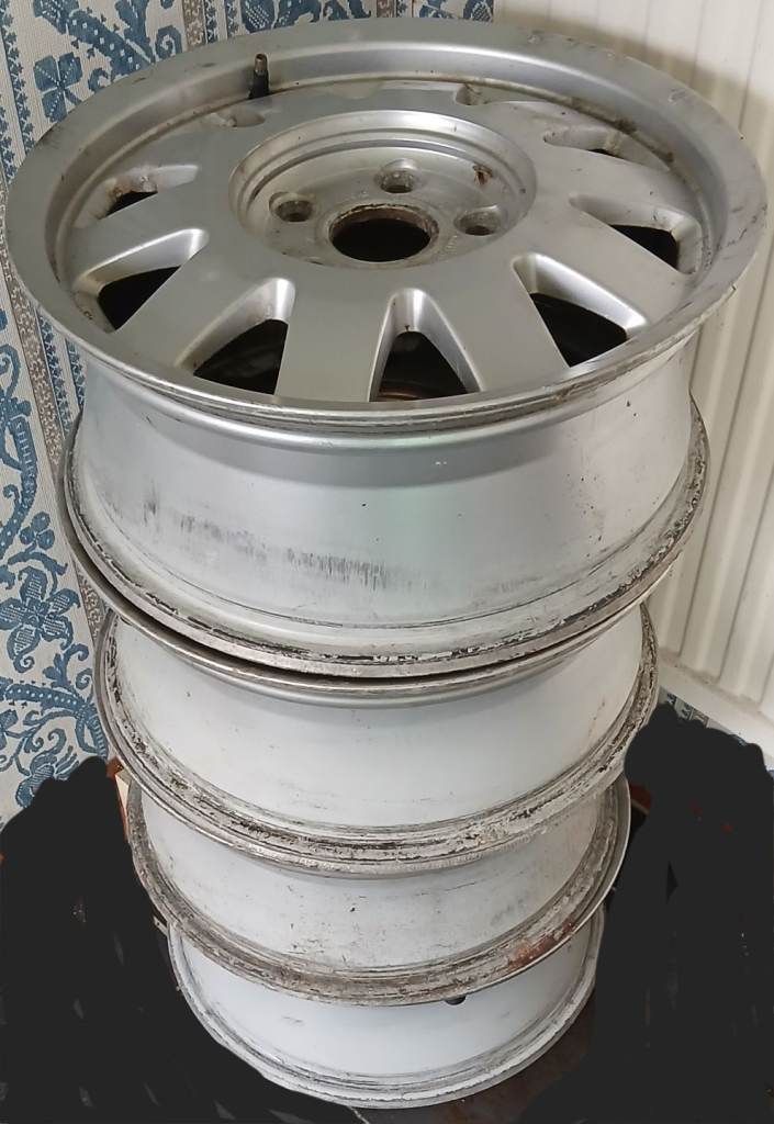 AUDI A3 SE 8L 2000 R 15 ALLOY WHEELS GREAT CONDITION 💥