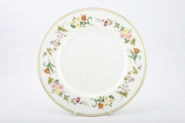 Wedgwood Mirabelle R4537 Dinner Set