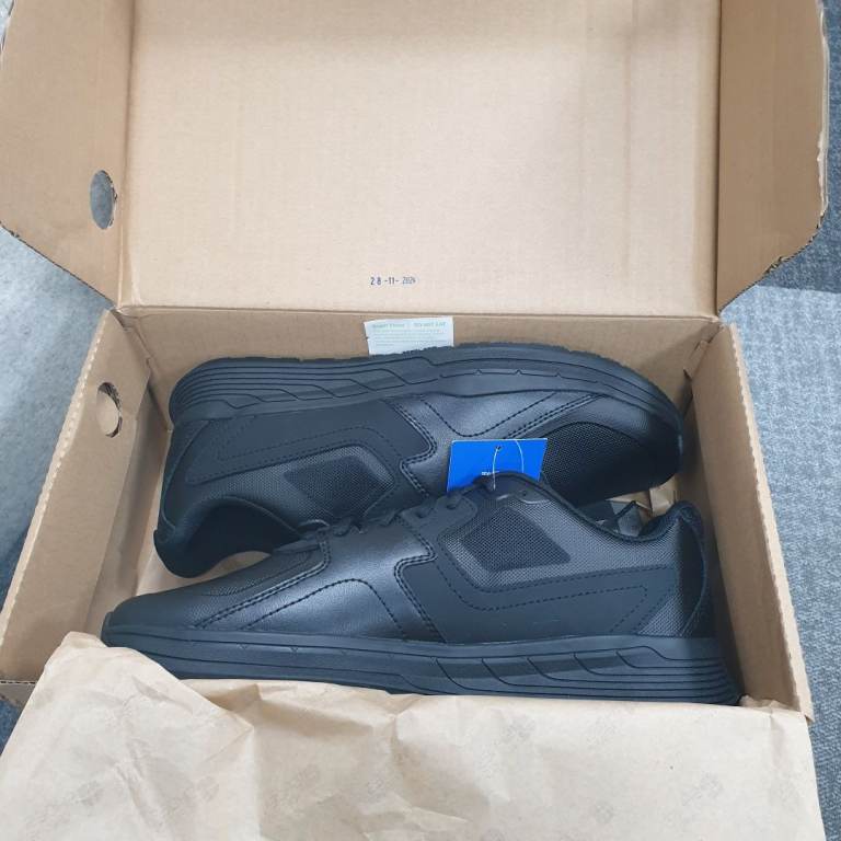 New Shoes for Crews Unisex Slip-Resistant Work UK 10 Black Trainer Catering Kitchen Chef Waiter Men