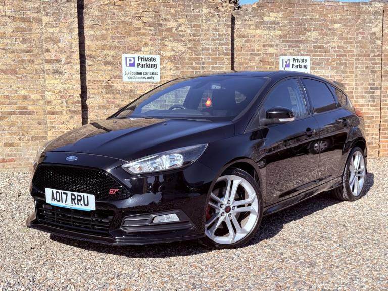 FORD FOCUS 2.0 T EcoBoost ST-2 2017