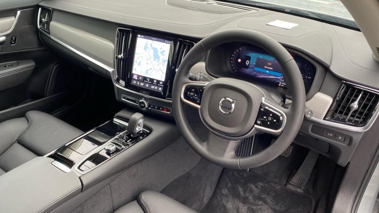 2025 Volvo V90 2.0 T6 [350] PHEV Plus Dark 5dr AWD Auto ESTATE PETROL/ELECTRIC Automatic