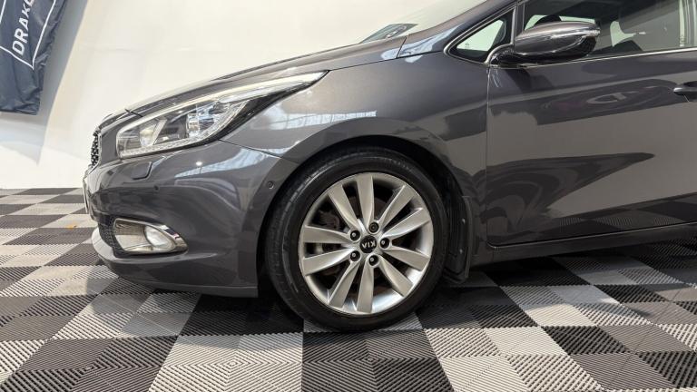 KIA CEED 1.6 CRDi EcoDynamics 4 Tech 2013