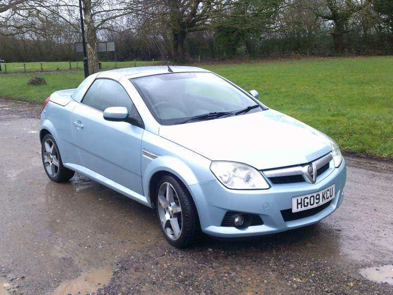 2009 VAUXHALL TIGRA 1.4 CONVERTIBLE - MOT FEBRUARY 2027 - FSH - ONLY 82,000 MILES 