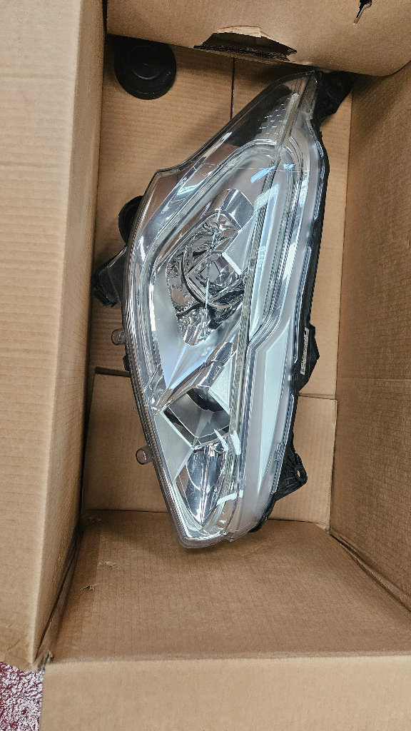 2017 peugeot 208 gti headlight 