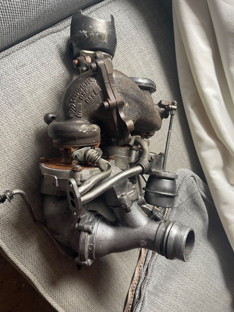 Turbo w205 Mercedes c220cdi 2016