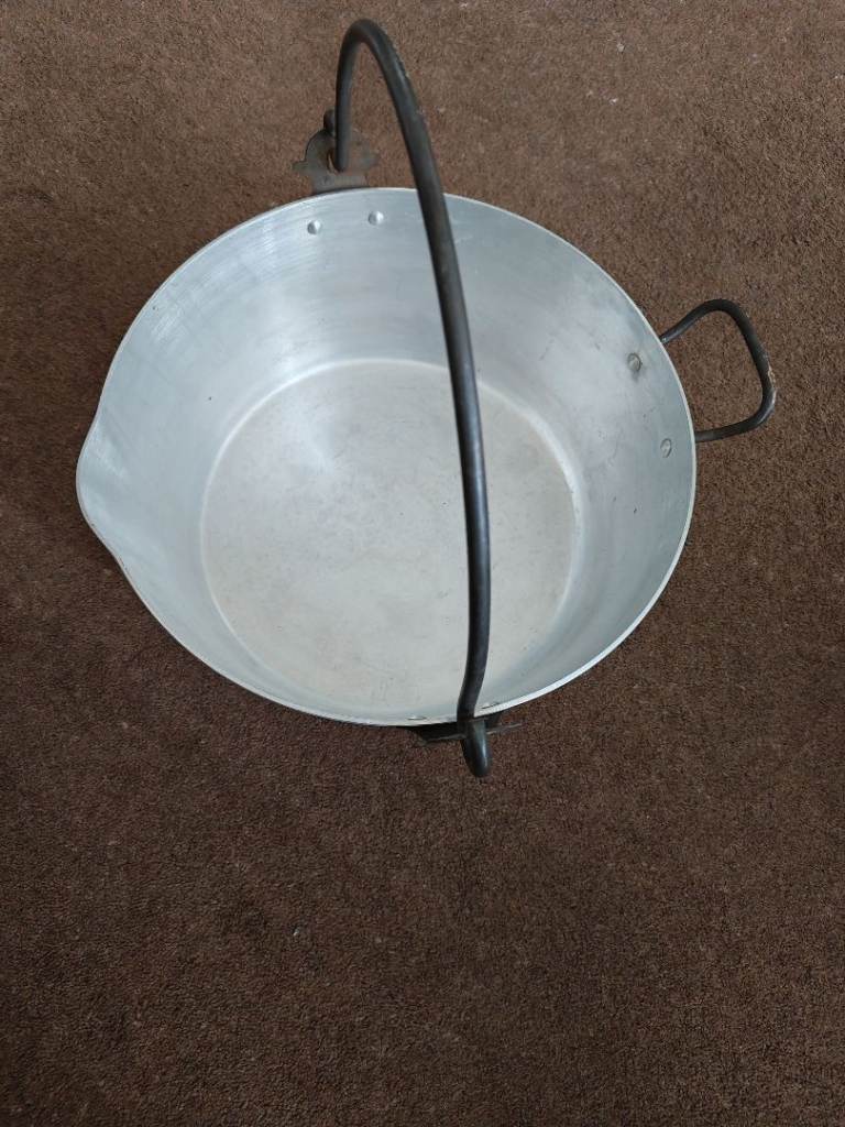 Aluminium preserve 12 " pan.
