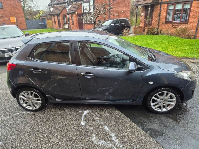 Mazda, 2, Hatchback, 2011, Manual, 1349 (cc), 5 doors