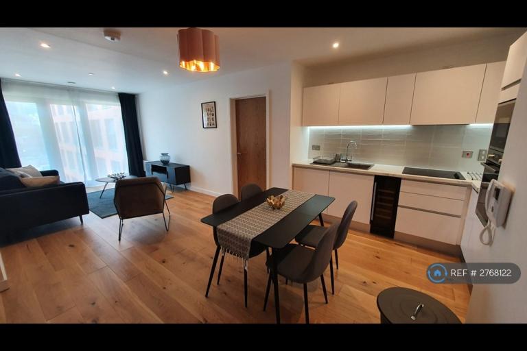 2 bedroom flat in Windmill Street, Birmingham, B1 (2 bed) (#2768122)