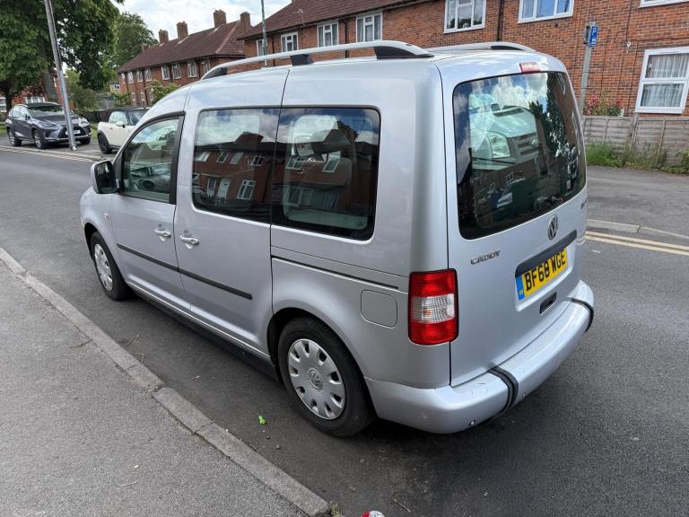 Volkswagen, CADDY MAXI LIFE, MPV, 2010, Semi-Auto, 1896 (cc), 5 doors