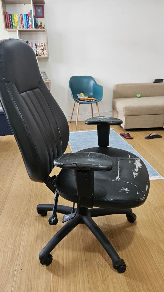 Office chair - Free