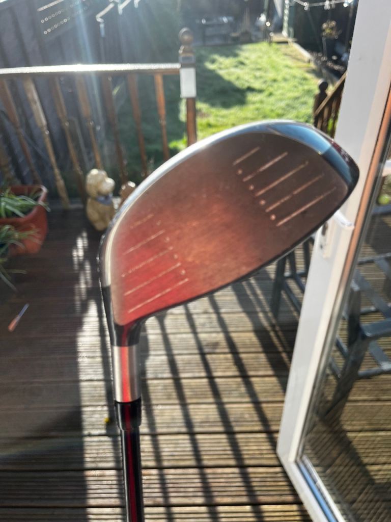 Titleist 909 D2 10.5 Driver - Good Condition