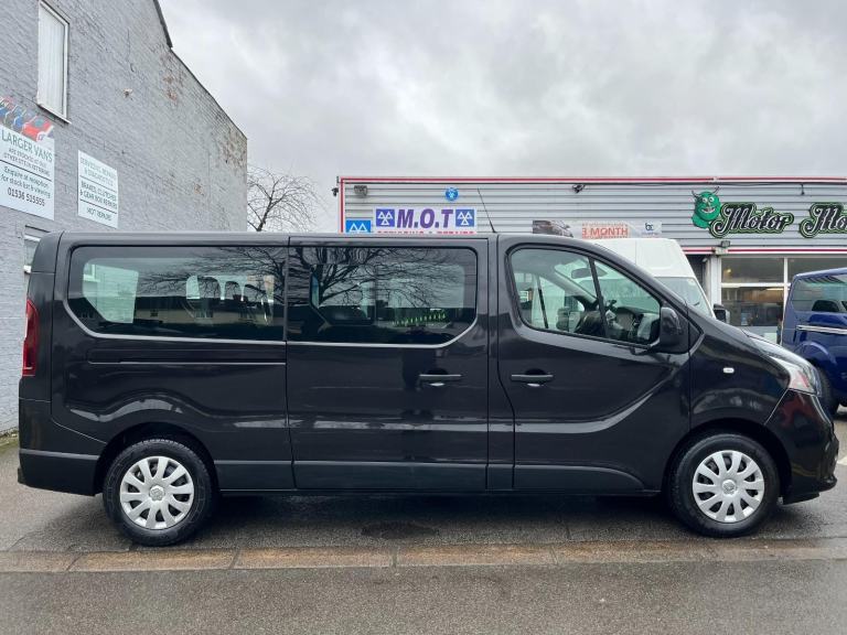Renault Trafic 1.6 dCi 29 Sport 9 Seat LWB Minibus  DIESEL MANUAL 2019/19