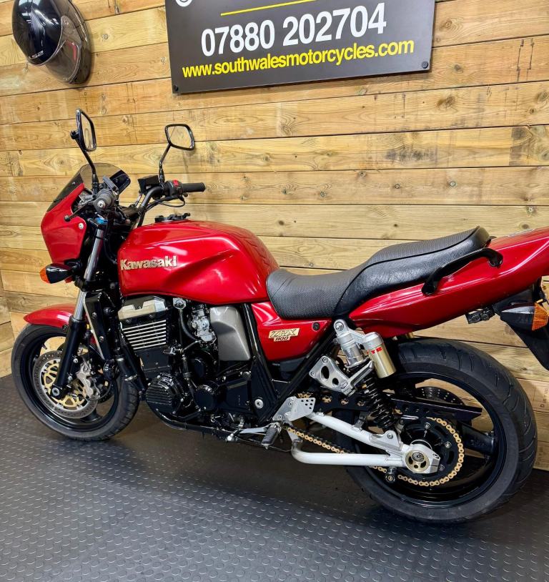 Kawasaki ZRX-1100 / Y registration 2001 / just 18.6k miles 