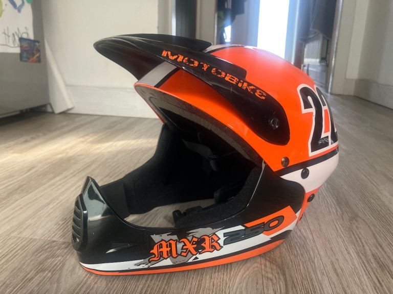 Full Face Kids Helmet – Orange and White, Good Condition