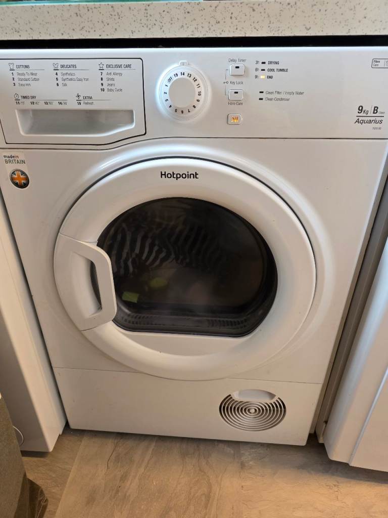 Hot point tumble dryer. 9kg perfect working order 