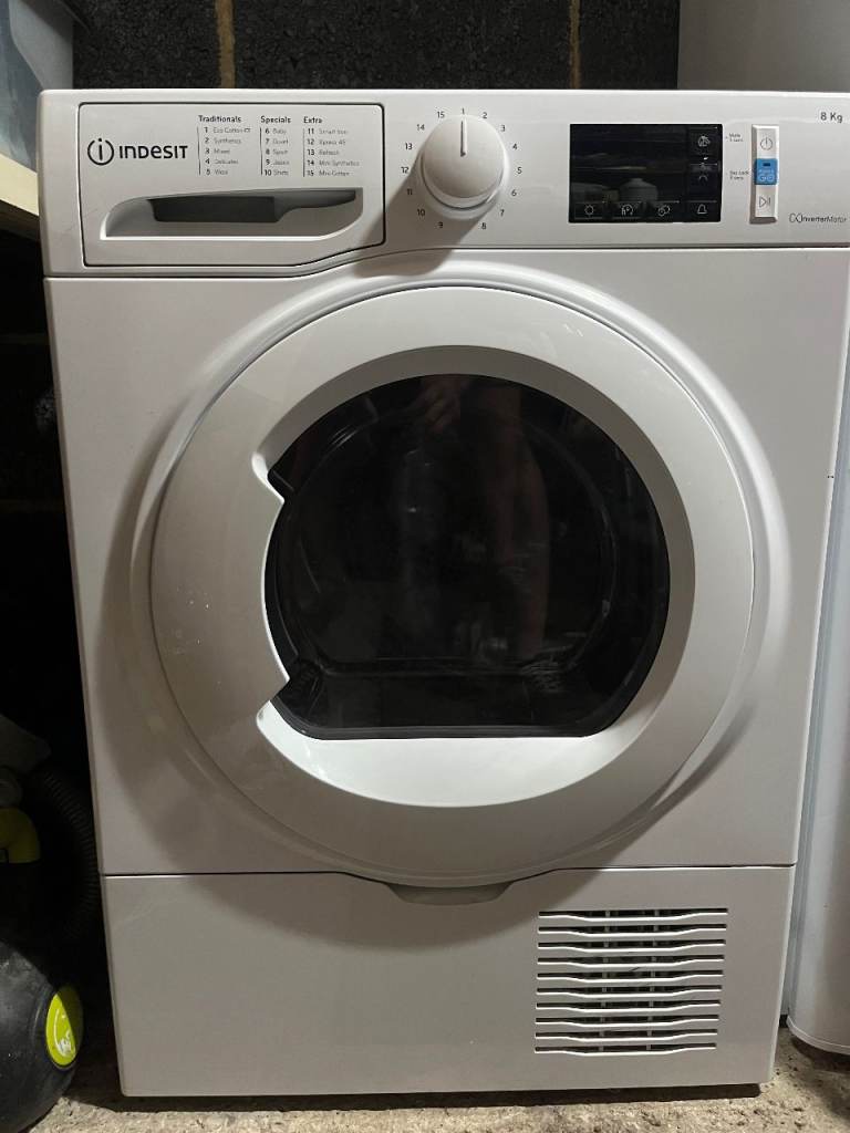 Indesit I3D81WUK 8kg Condenser Tumble Dryer - £140 ono. Delivery possible