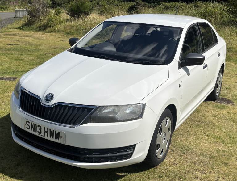 Skoda, RAPID, Hatchback, 2013, Manual, Petrol, 5 doors