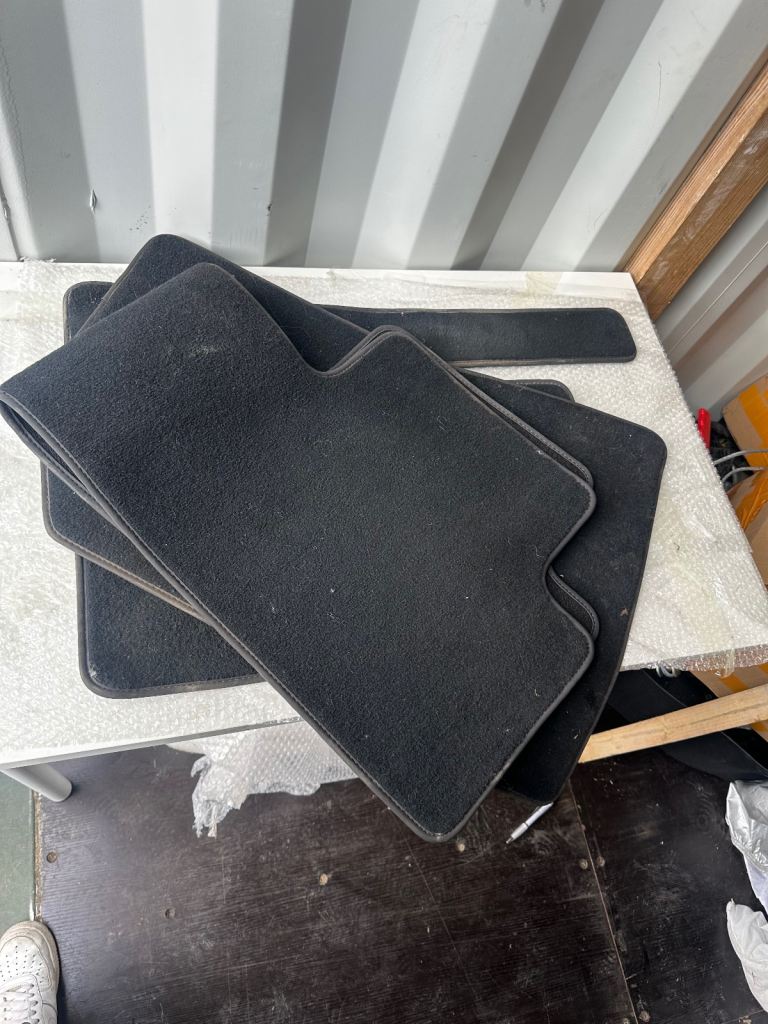 Tesla model 3 floor mats 