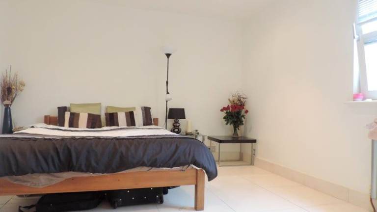 . 🌱 Central London Room 📢 Close to Transport & Shops