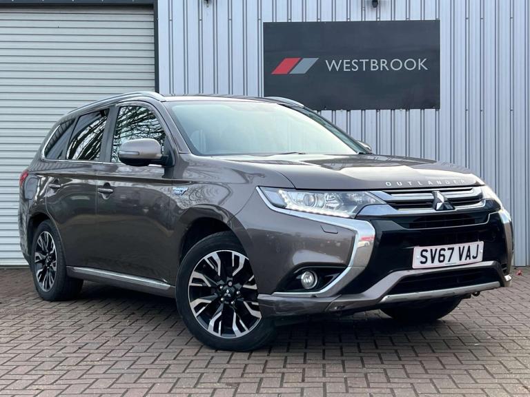 2017 Mitsubishi Outlander 2.0h 12kWh Juro CVT 4WD Euro 6 (s/s) 5dr SUV Hybrid Automatic