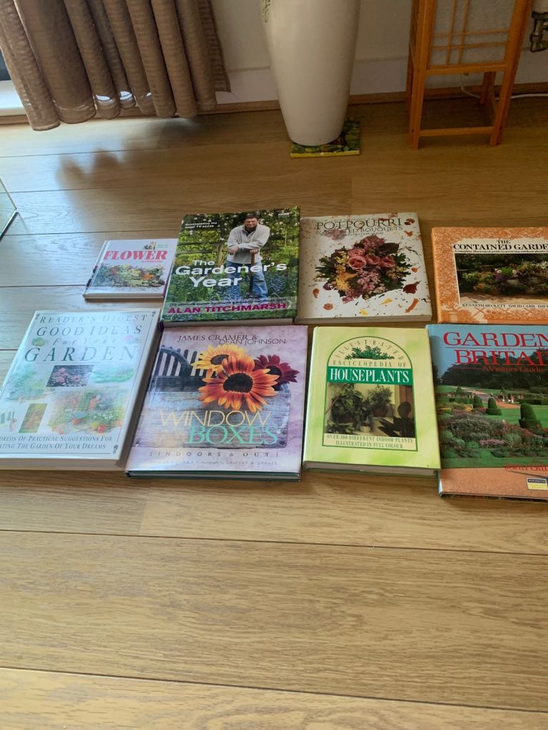 8 Gardenting Books