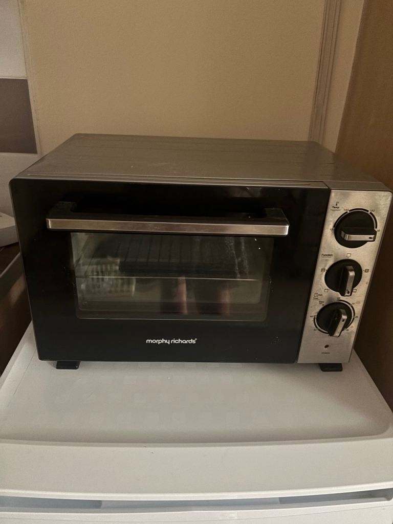 Morphy Richards Mini Oven – Black, Good Condition