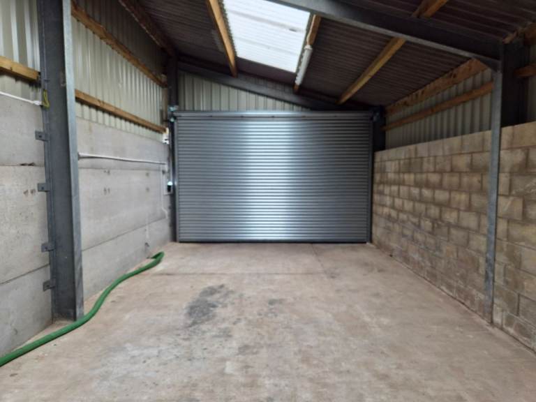 430 sqft storage unit for rent