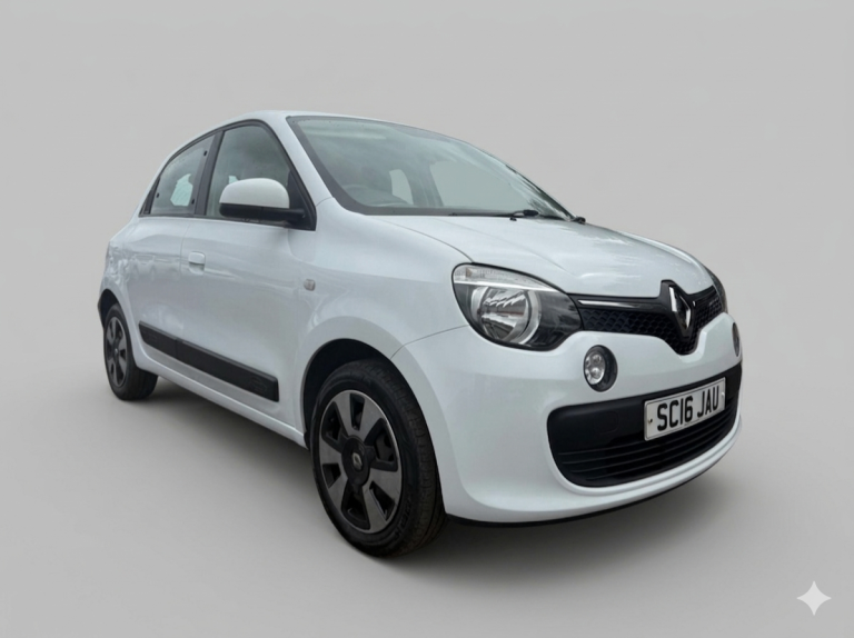Renault Twingo. Petrol. Manual. 2016 registration. 