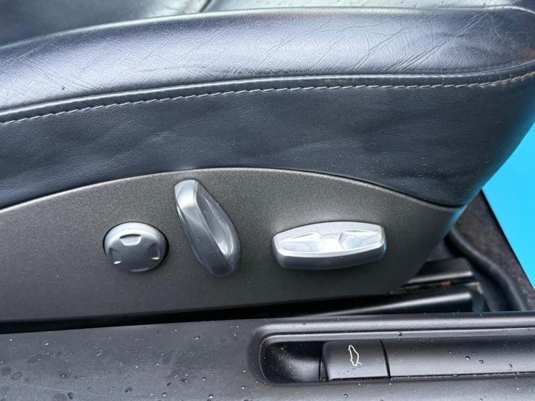 2005 Porsche 911 2dr COUPE PETROL Automatic