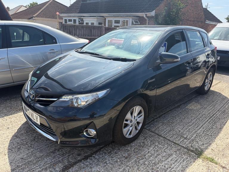 2013 Toyota Auris 1.8 VVTi Hybrid Icon 5dr CVT Automatic £6995 HATCHBACK Petrol/Electric Hybrid A...