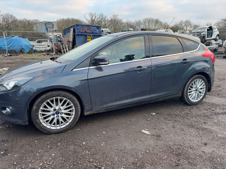 Ford focus mk3 1.0 eco 2014 grey BREAKING FOR PARTS 