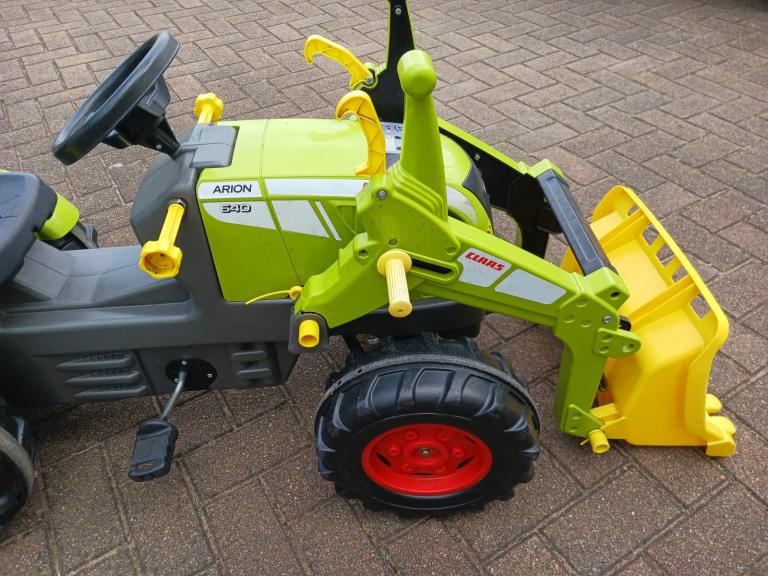 Claas Arion 640 Kids Sit On Farm Pedal Tractor