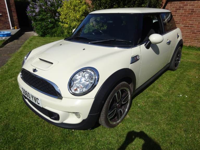 Mini Cooper S - Hatchback 2010 Petrol