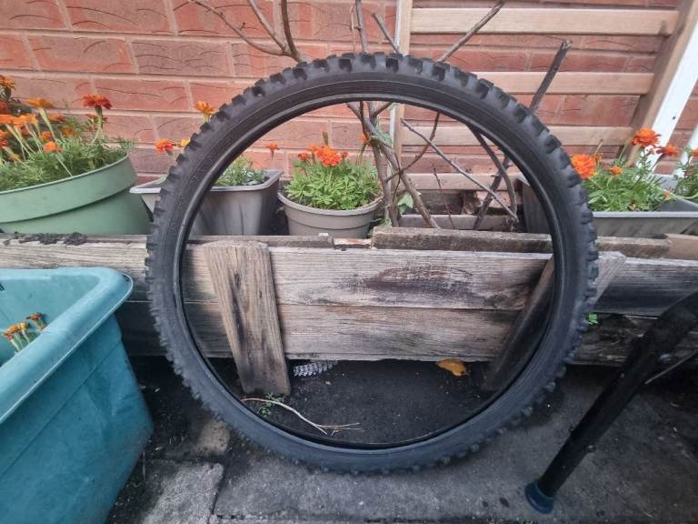26 x 1.95" Bicycle Tyre