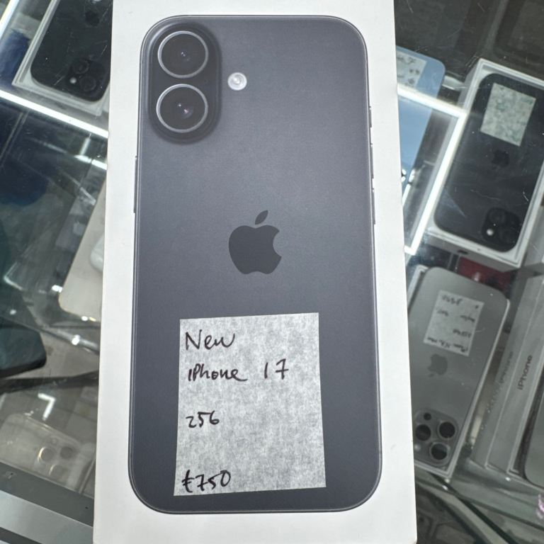 Apple iPhone 17!! brand new !! 256GB!! Available at our next shop: westroad