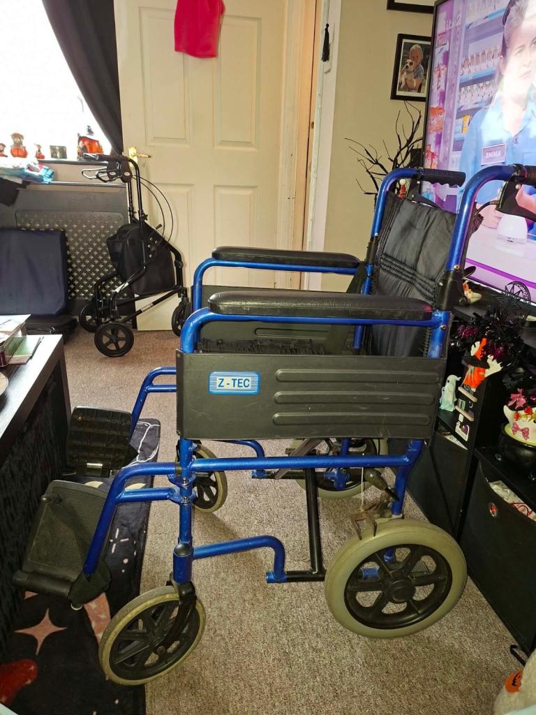Wheelchair 