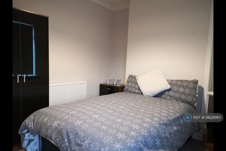 1 bedroom in Recreation Drive, Shirebrook, Mansfield, NG20 (#2622680)