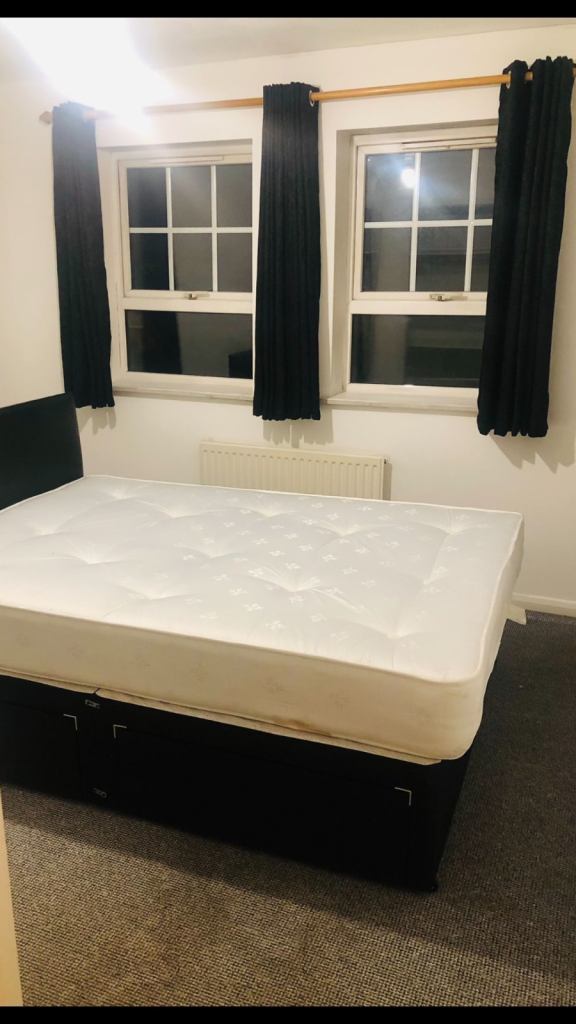 Large ENSUITE - Close TO CITY CENTRE/STATION - £850