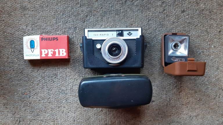 Vintage Agfa Iso-Rapid I Camera with Flash and Case