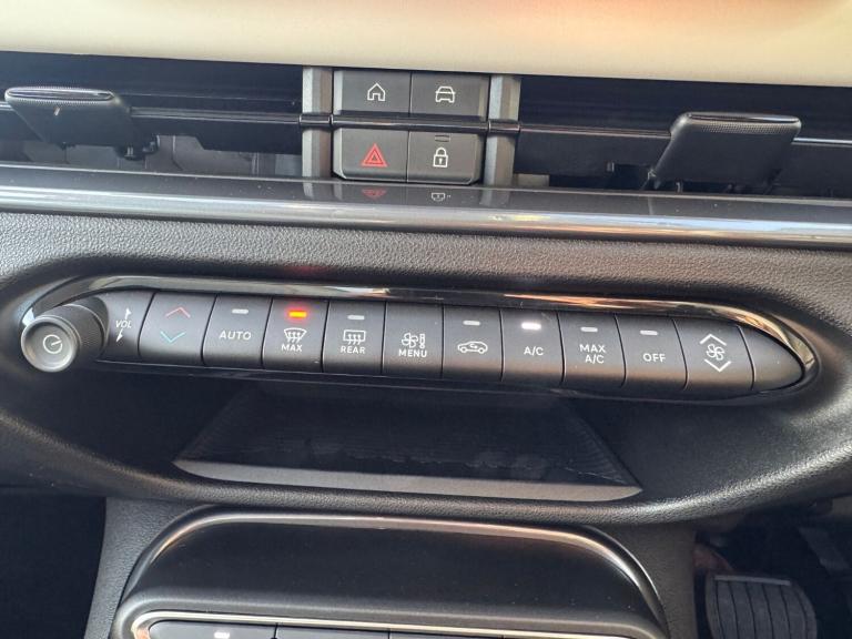 2025 Fiat 600 115kW La Prima 54kWh 5dr Auto HATCHBACK ELECTRIC Automatic