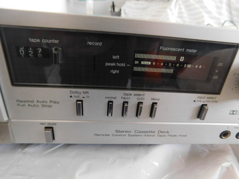 TECHNICS M-24 STEREO CASSETTE RECORDER - JAPAN - EARLY 1980s - VINTAGE