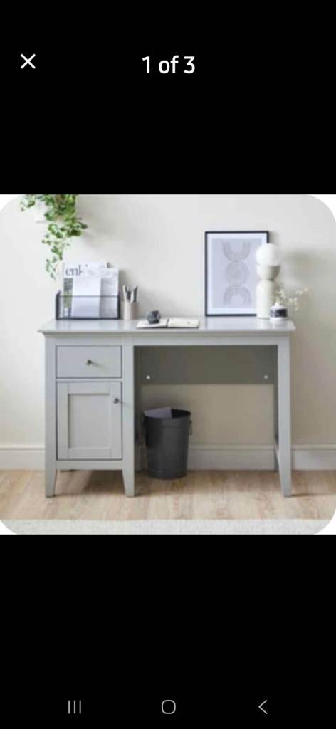 New desk .paid £208 see delivery note