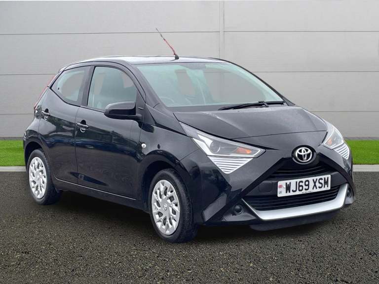 2019 Toyota AYGO 1.0 VVT-i X-Play 5dr HATCHBACK PETROL Manual