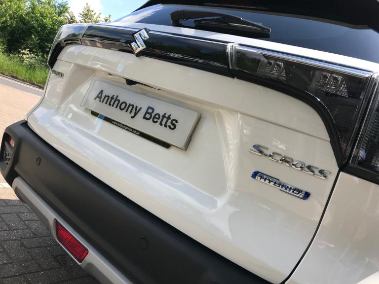 2025 Suzuki SX4 S-Cross 1.4 Boosterjet 48V Hybrid Ultra ALLGRIP 5dr Hatchback Petrol Manual