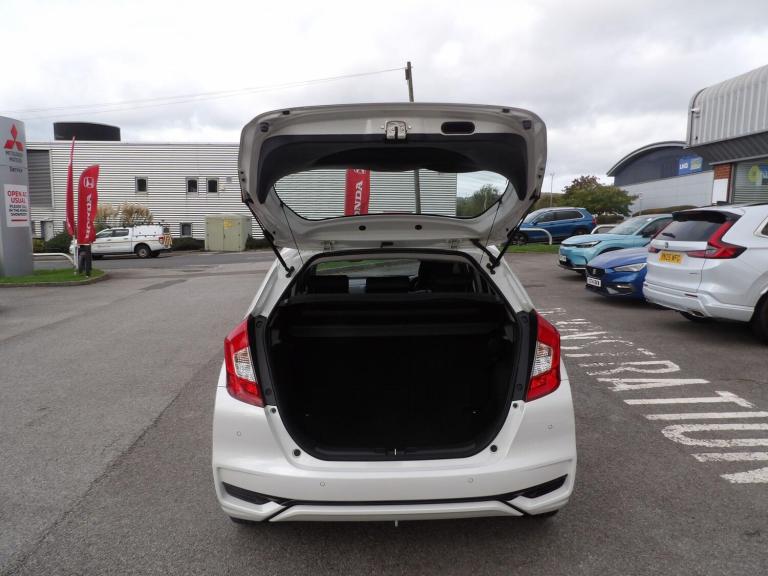 2020 Honda Jazz 1.3 i-VTEC SE Hatchback 5dr Petrol CVT Euro 6 (s/s) (102 ps) HATCHBACK Petrol Aut...
