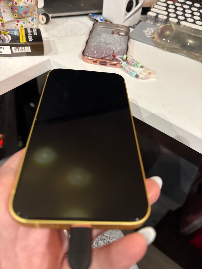 image for iPhone 14 Yellow