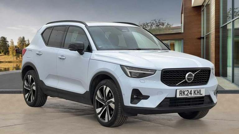2024 Volvo XC40 2.0 B3P Ultimate Dark 5dr Auto ESTATE PETROL Automatic